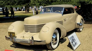 Today in Collector Car History: Tom Mix and His Cord 812 Phaeton (Oct. 12, 1940) - featured image