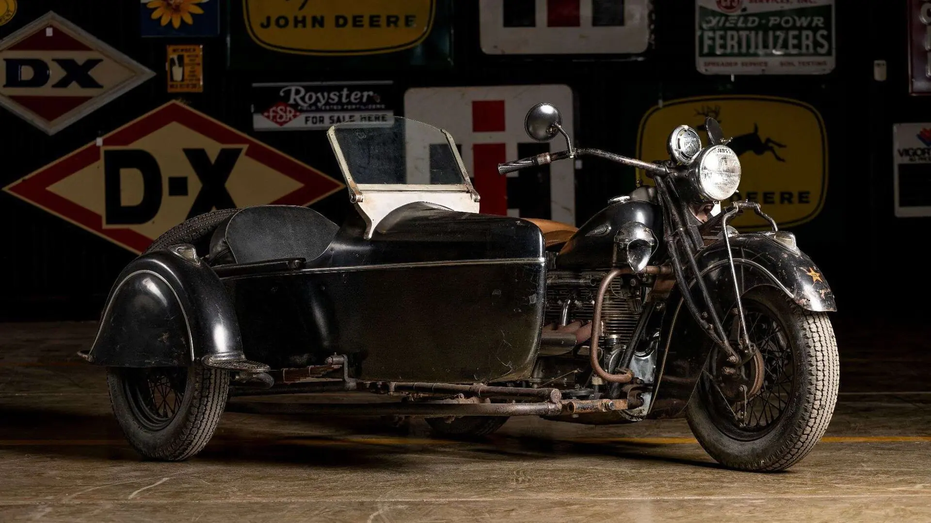 Aumann Auctions Offers 1941 Indian Four Sidecar Outfit Not Sold Since 1974 - featured image