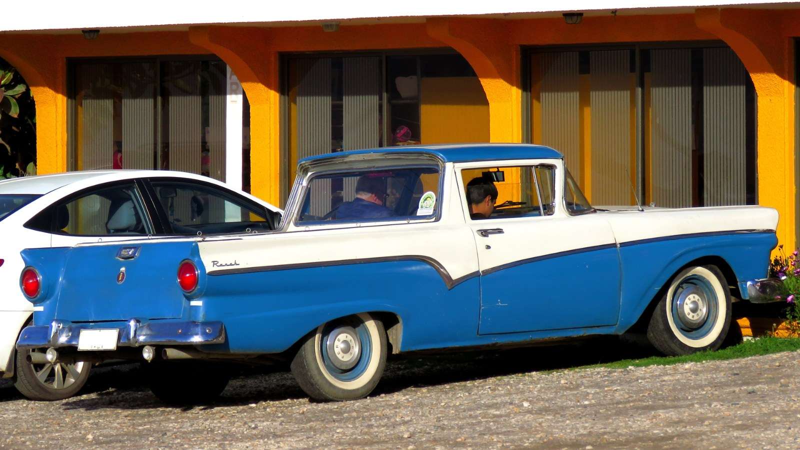 1957 Ford Ranchero car-based pickup, the model Chevrolet answered with the El Camino