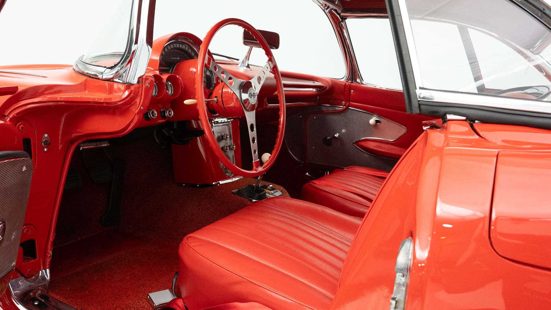 Two-tone Roman Red 1960 Corvette, one of 779 built