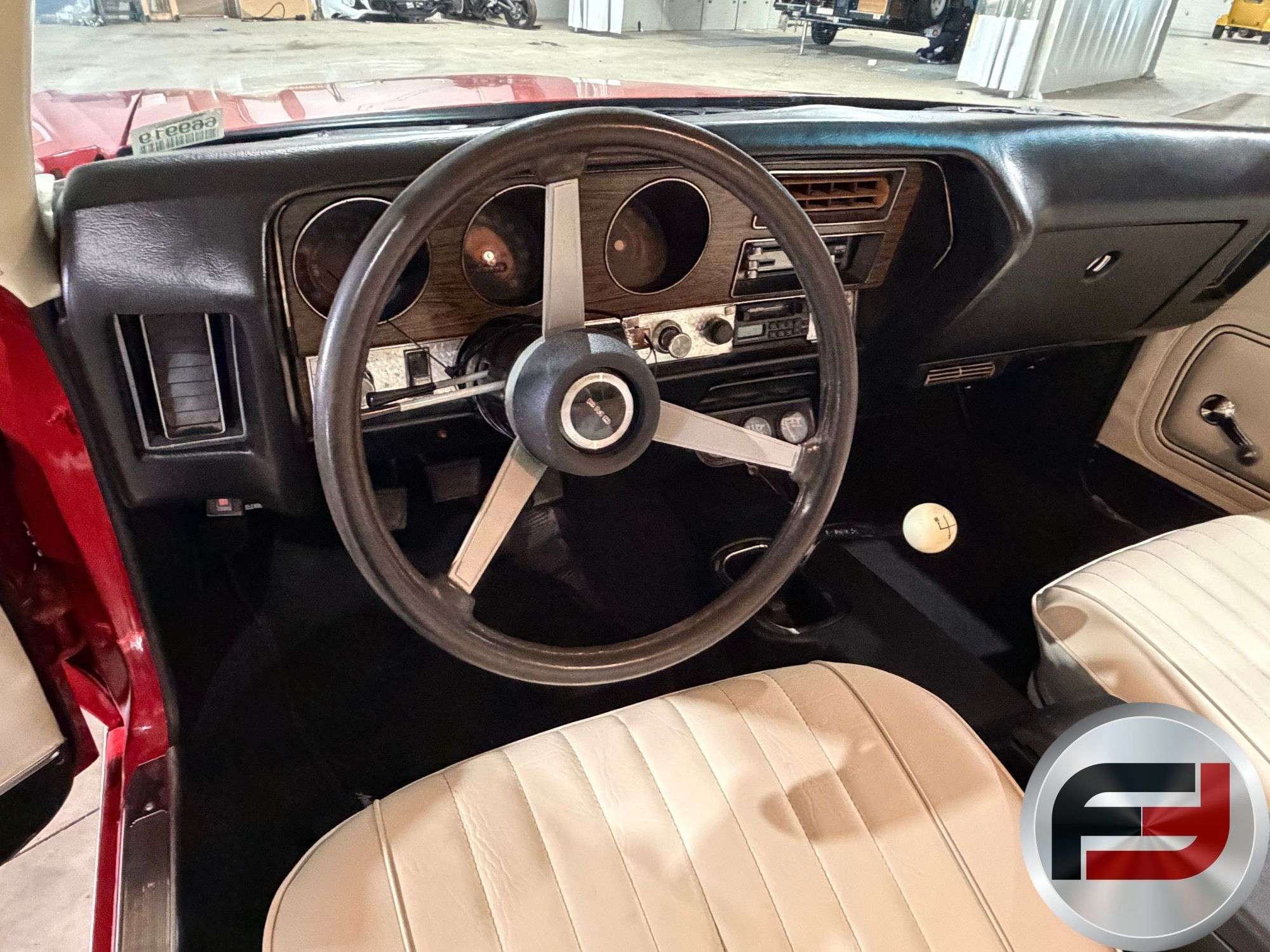 1972 Pontiac GTO dashboard and steering wheel