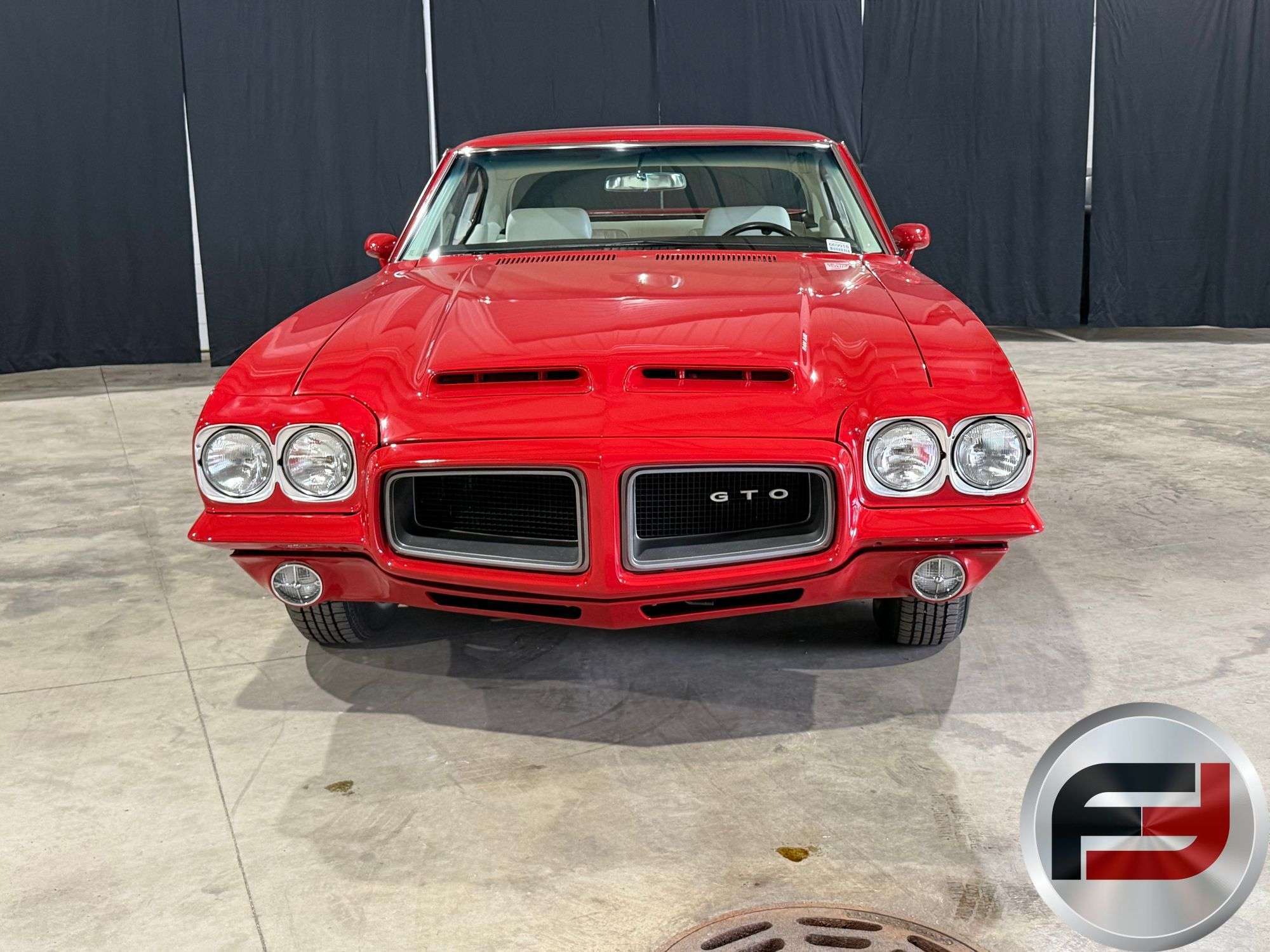 Front view of the 1972 Pontiac GTO showing the Ram Air hood and split grille