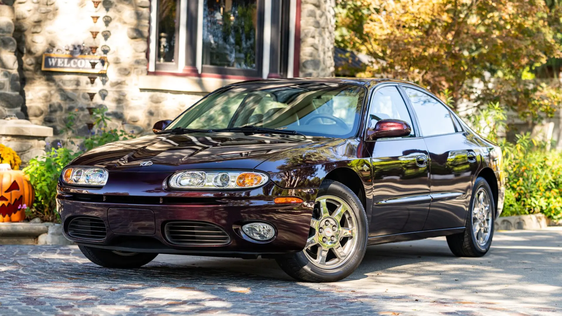 Is the Oldsmobile Aurora Final 500 a Future Collector Car? The Last 500 Don’t Trade Alike - featured image