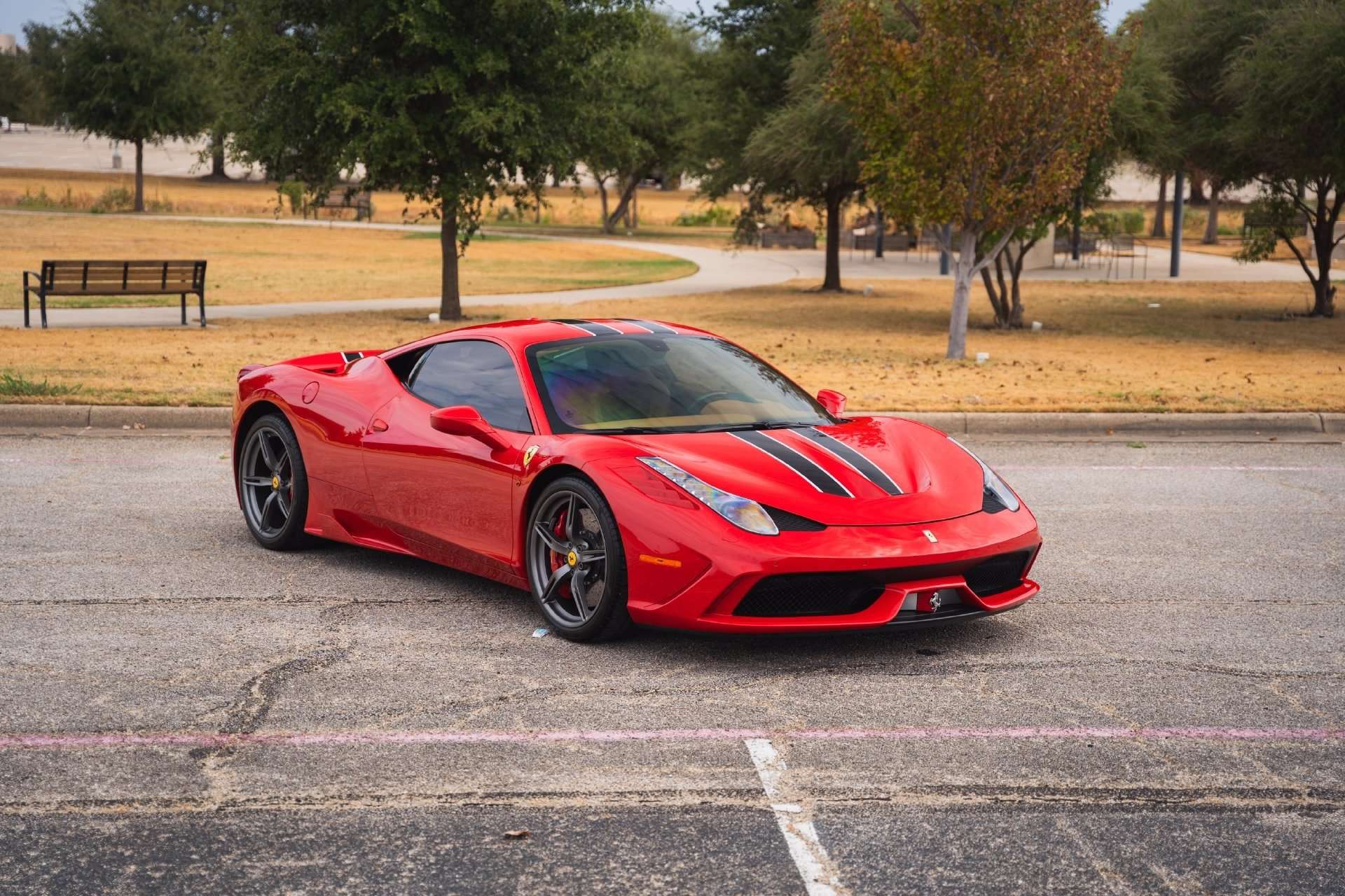 Front view of the 2014 Ferrari 458 Speciale