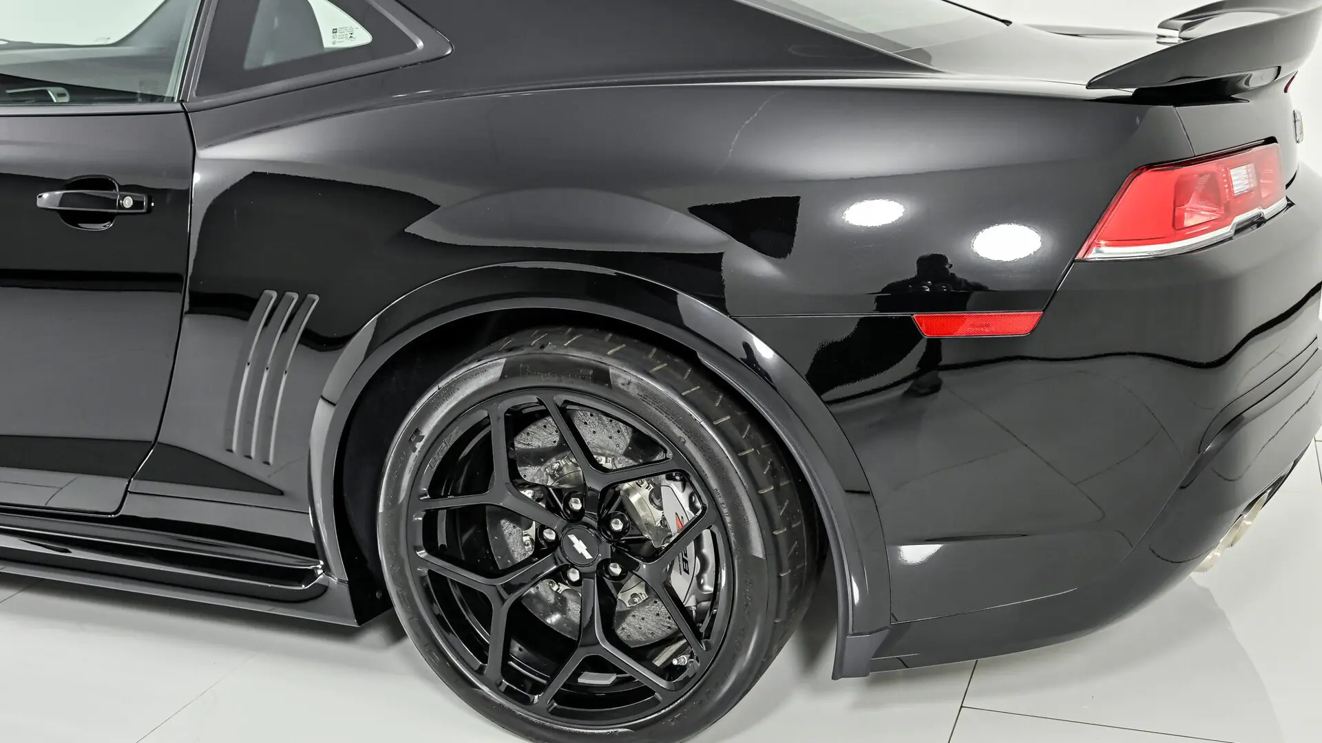 Buyers Paid for the Odometer, Not the Delete: 663-Mile Camaro Z/28 Sells for $70,000 - featured image