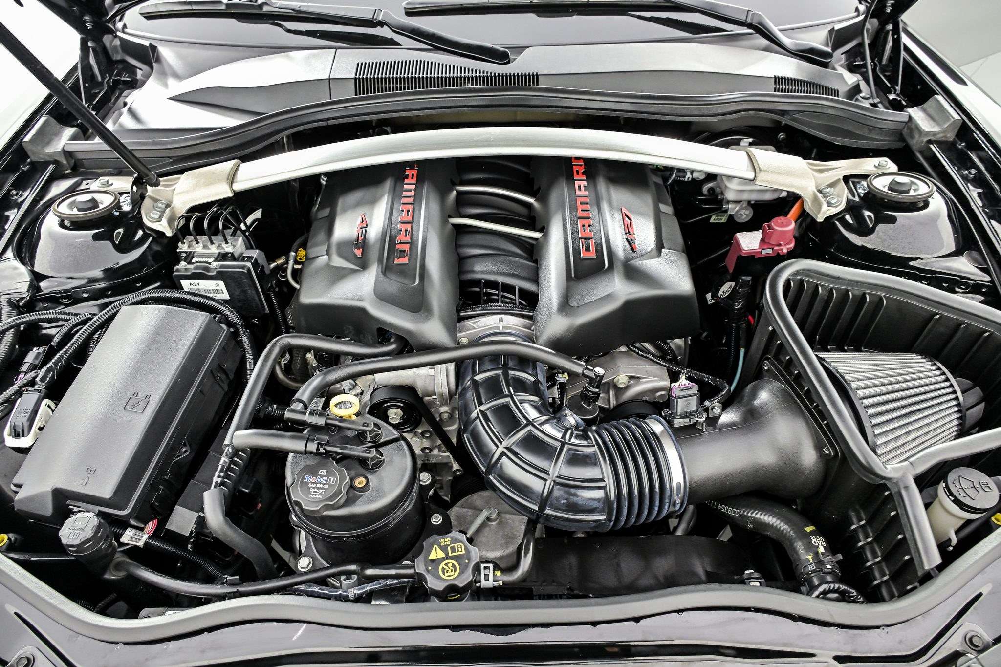 Hand-assembled 7.0-liter LS7 V8 in a 2015 Chevrolet Camaro Z/28