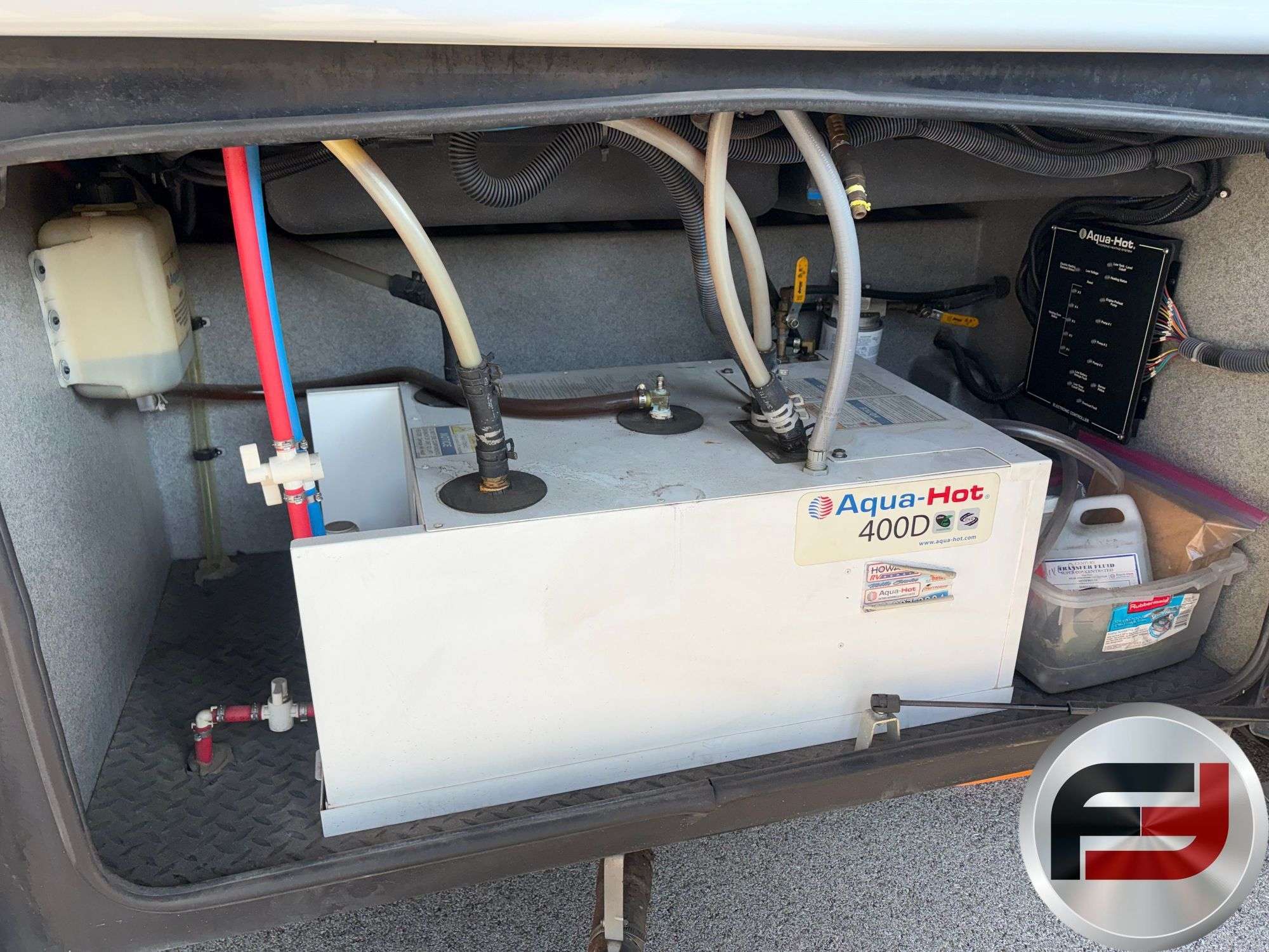 Aqua-Hot 400D diesel heating system in the 2017 Dynamax DX3 37TS