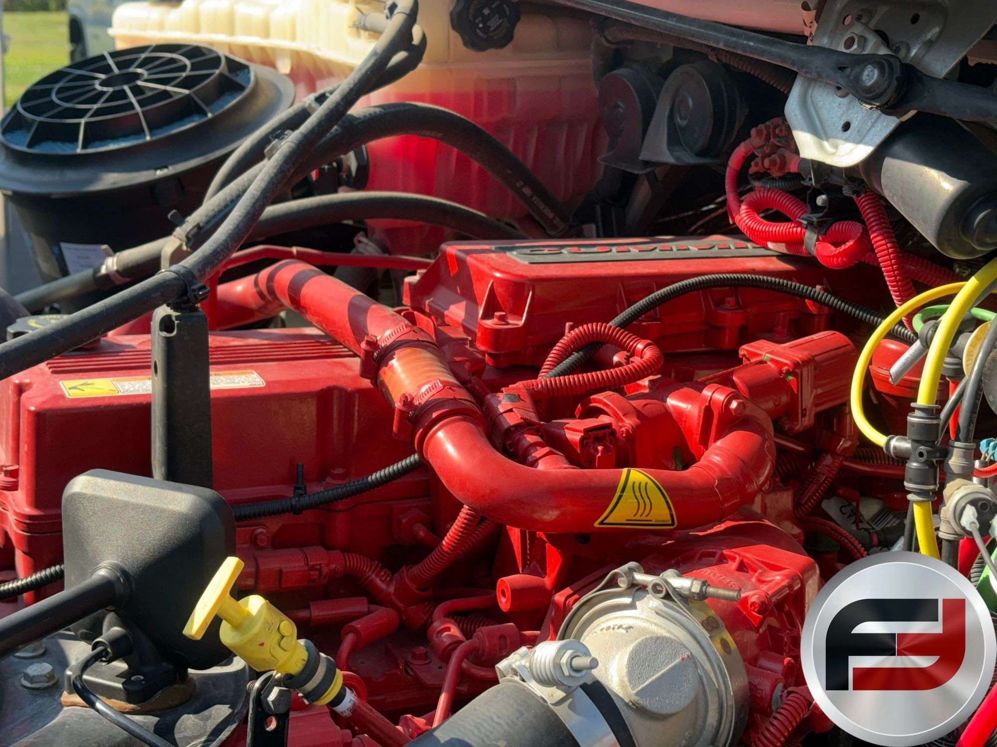 8.9-liter Cummins ISL turbo diesel engine in the 2017 Dynamax DX3 37TS