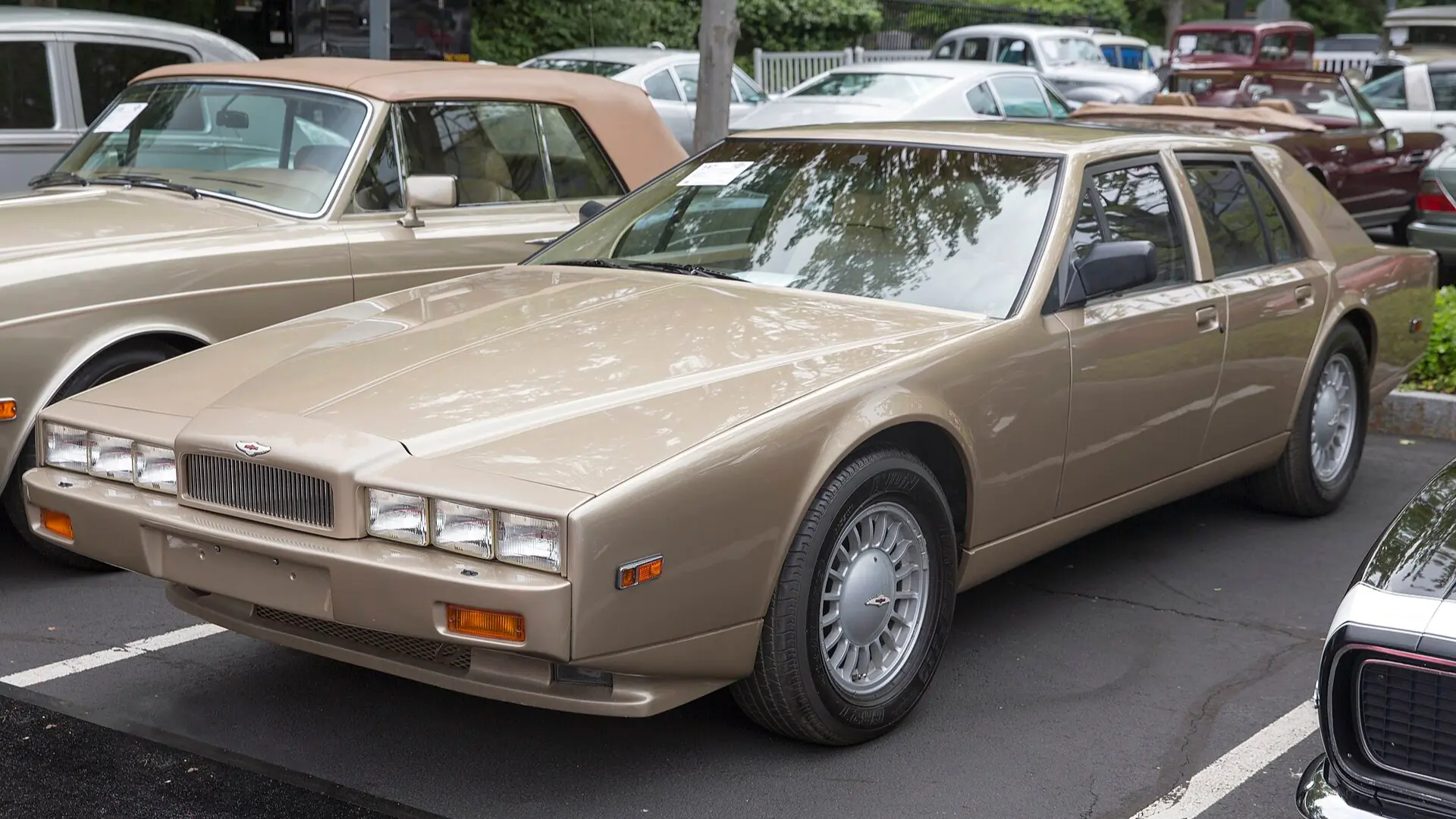 Lot of the Day: A 1989 Aston Martin Lagonda Series 4 Bid to $105,000 in 2023 Is at $33,333 Today, and Its Missing Mileage Is the Question - featured image