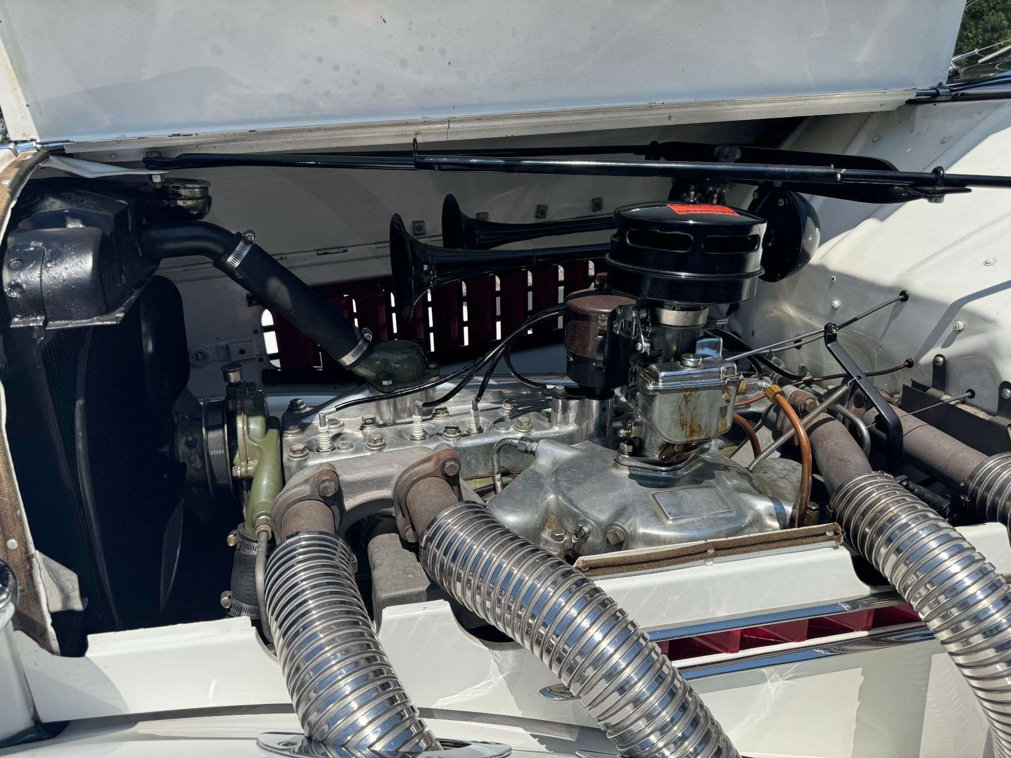 Supercharged Lycoming straight-eight engine in the 1936 Auburn 852 Speedster