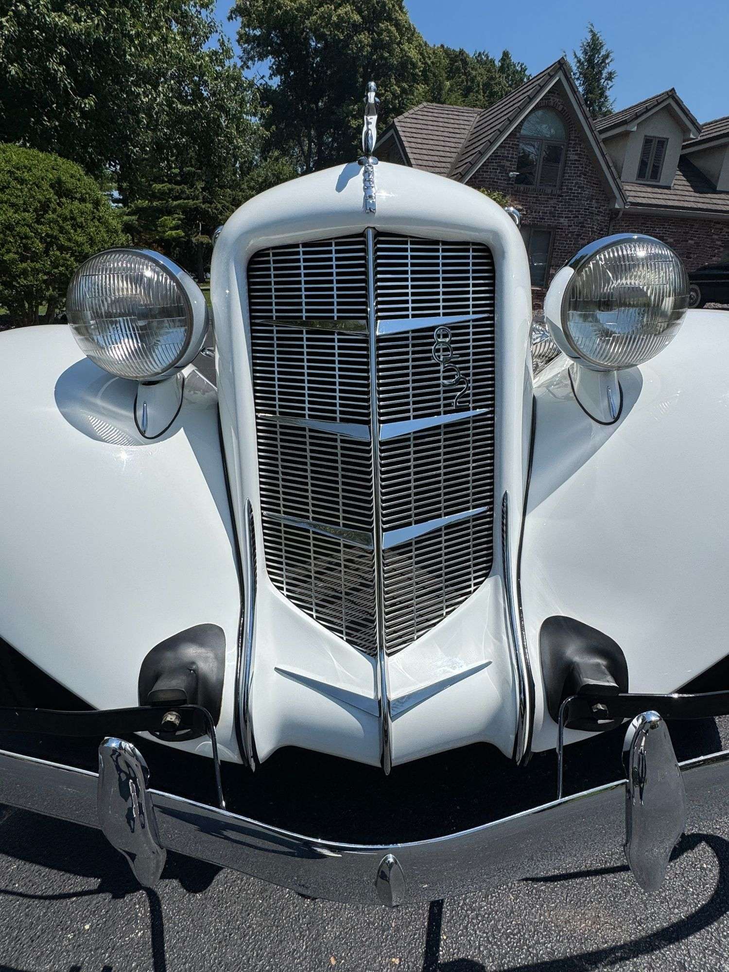 Grille and headlights of the 1936 Auburn 852 Boattail Speedster
