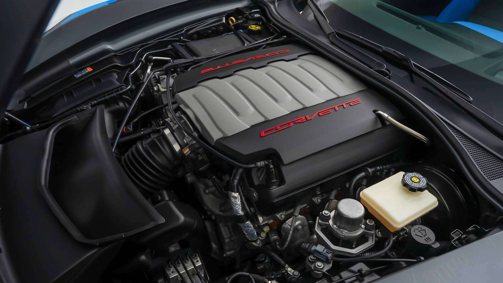 6.2-liter LT1 V-8 engine in the 2017 Corvette Grand Sport Collector Edition