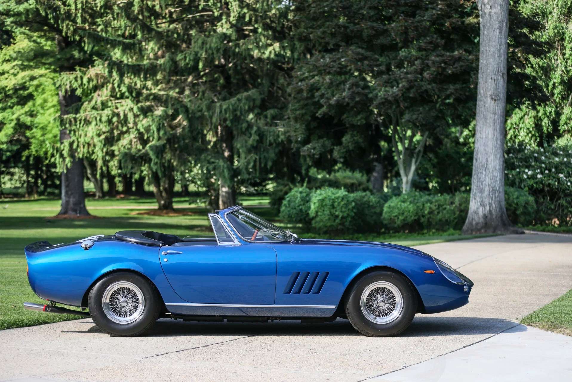1967 Ferrari 275 GTB/4*S NART Spider side profile