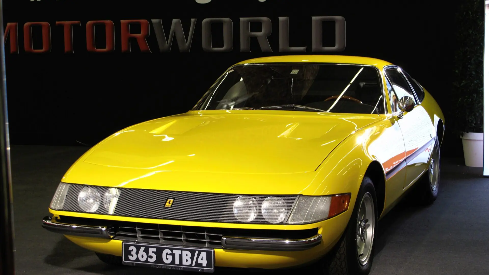 On a Ferrari Daytona, the Spyder Body Is the Originality Detail That Sets the Price - featured image