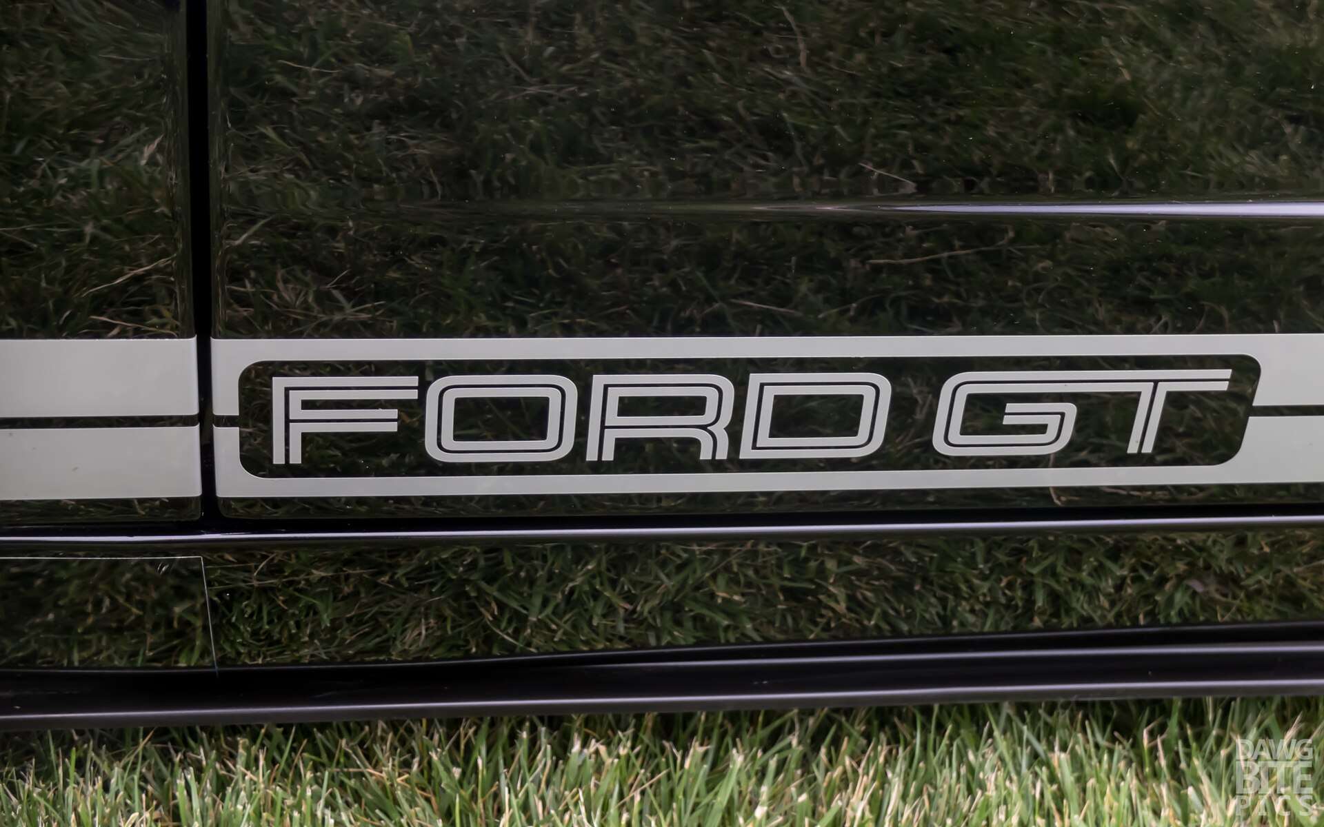 Ford GT lettering on the side sill of a first-generation Ford GT