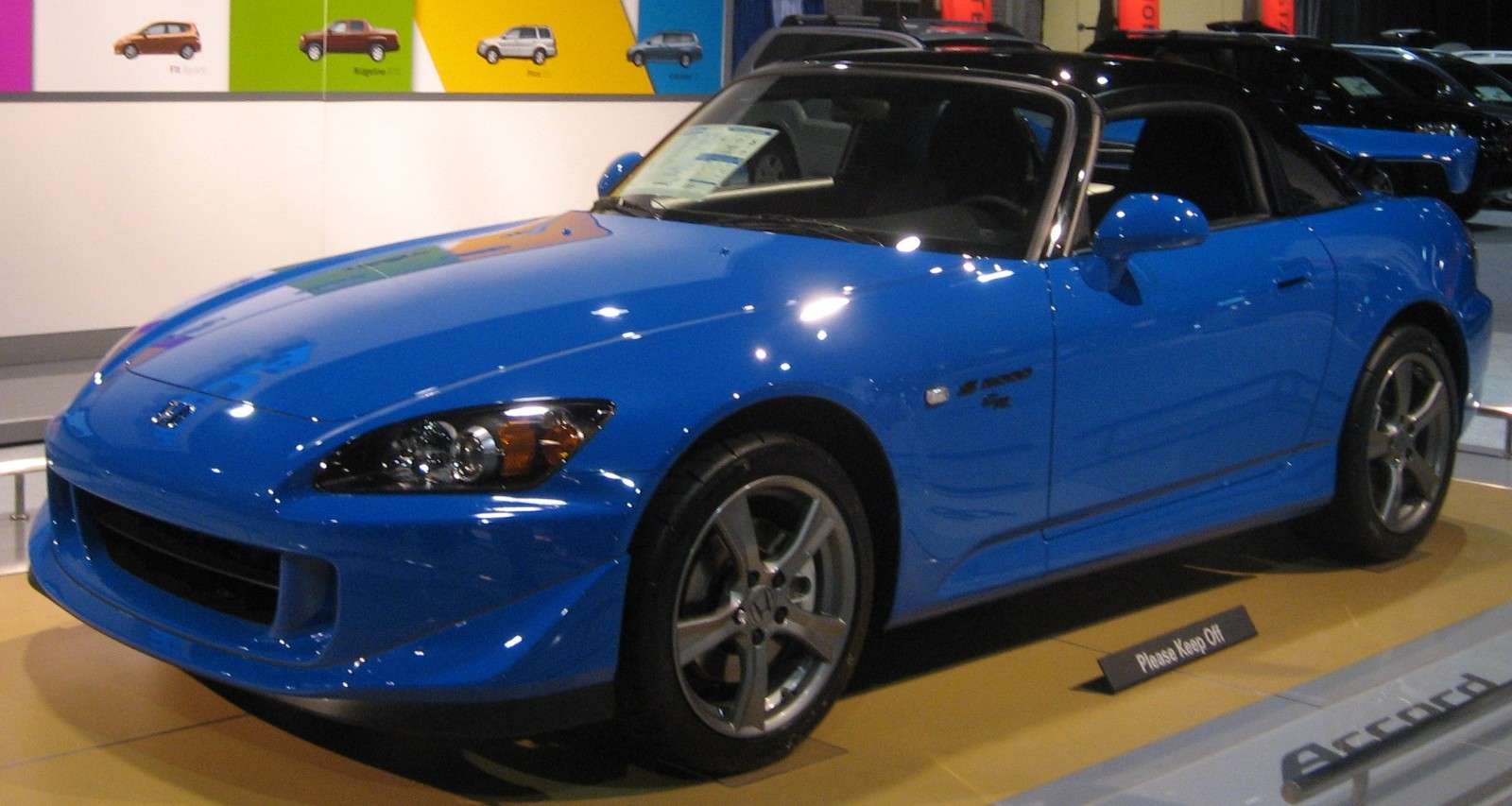 Blue 2008 Honda S2000 CR with the factory hardtop fitted, on display at the Washington Auto Show