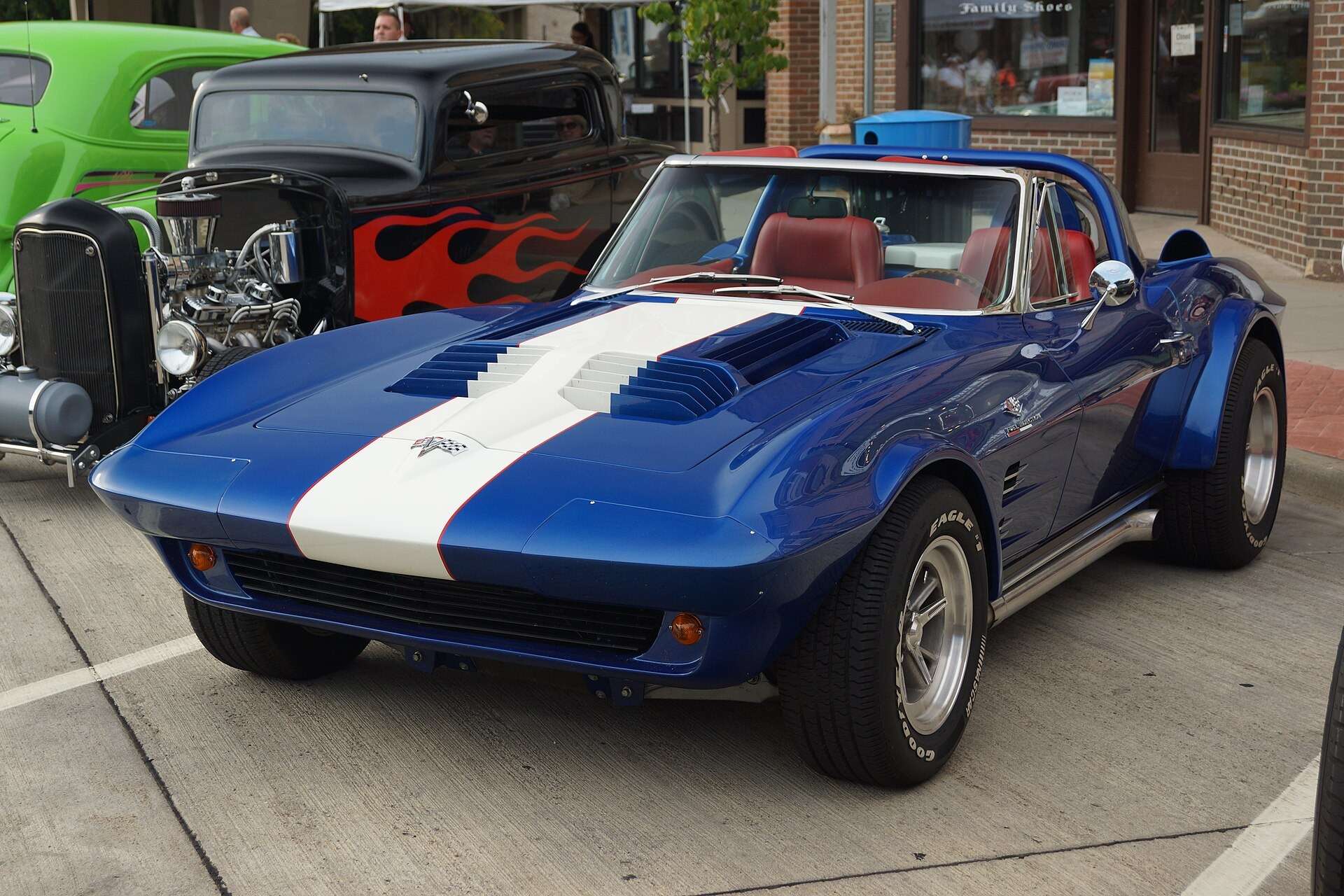 1963 Corvette Grand Sport in profile