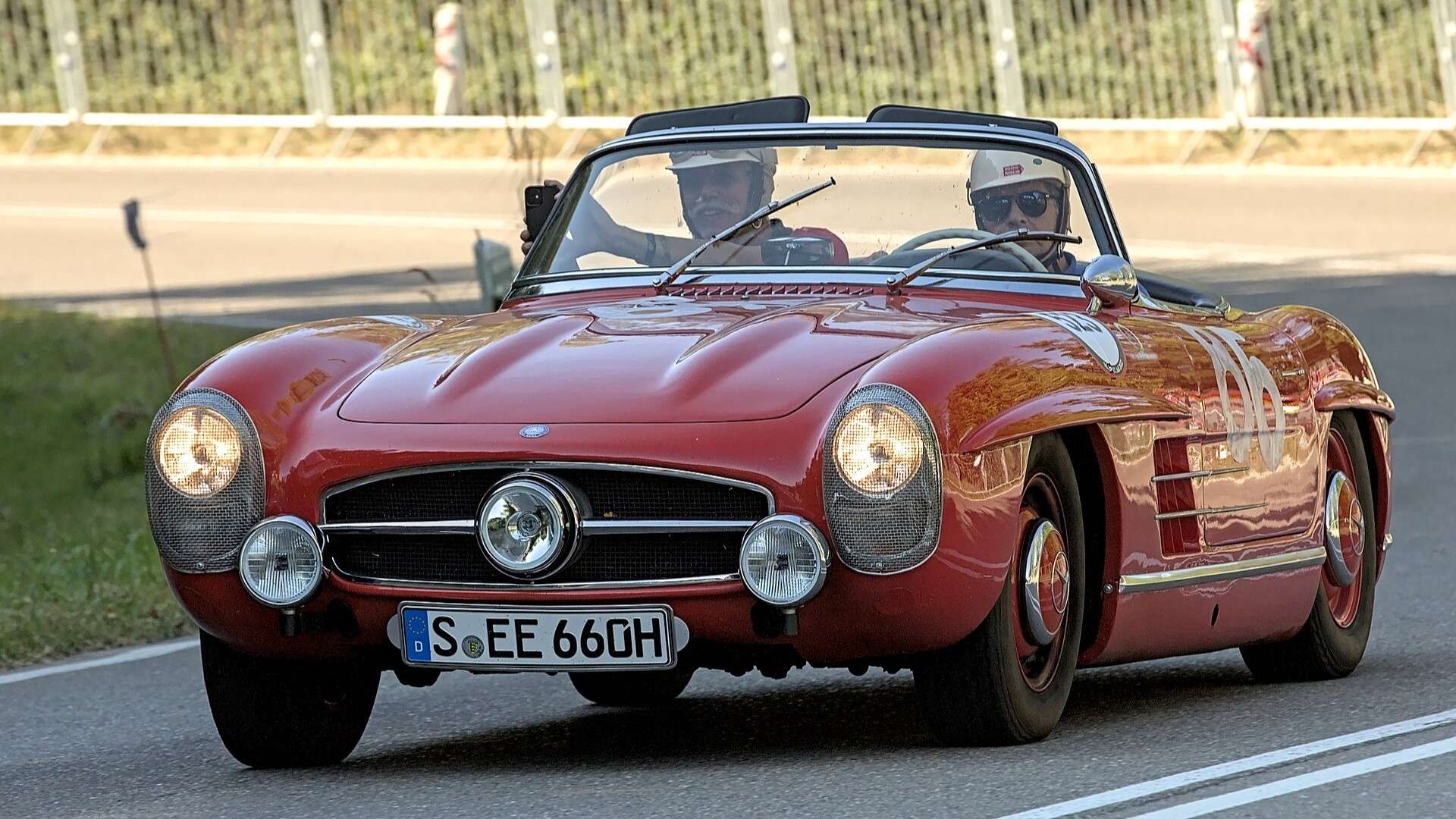 Mercedes-Benz 300 SL Roadster W198 at a classic car event