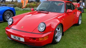 A One-Owner 1993 Porsche 911 Carrera RS 3.8 Heads to RM London, and Its Estimate Sits Below Recent U.S. Results - featured image